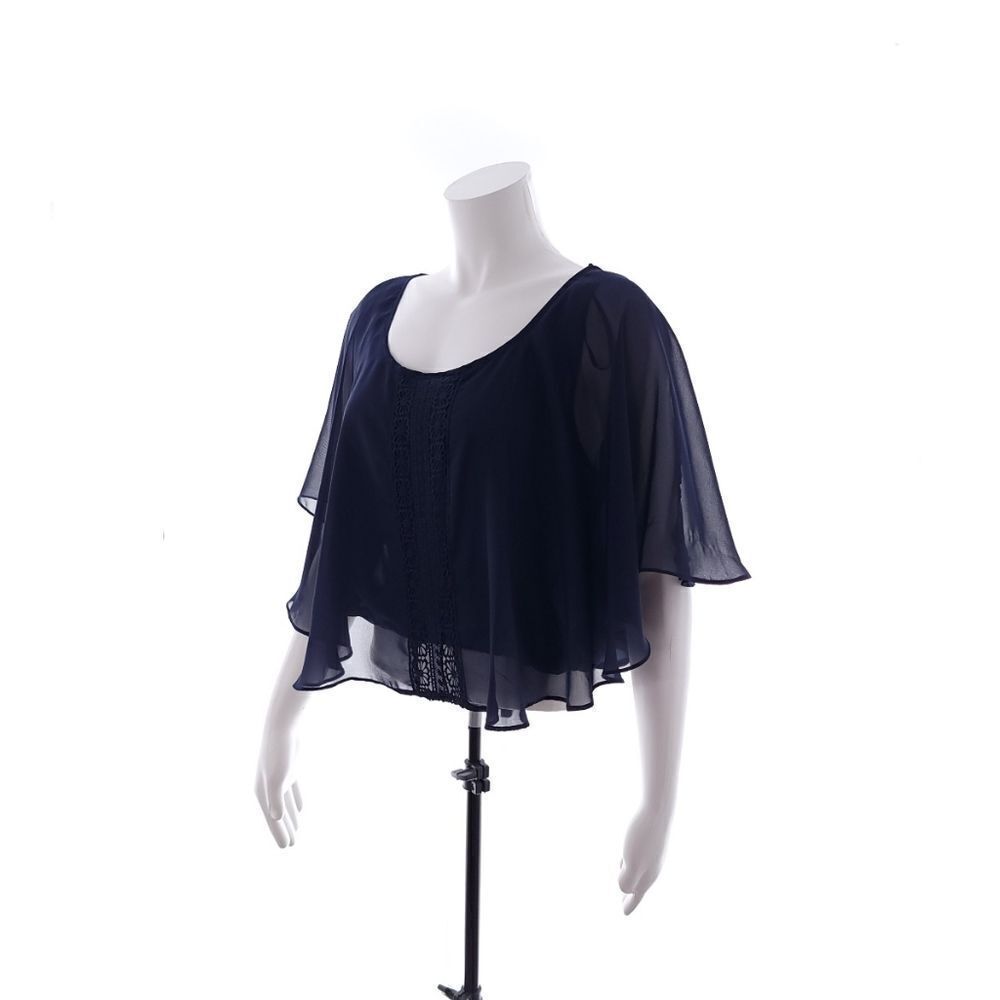 Love by Design Junior's Medium Blue Blouse